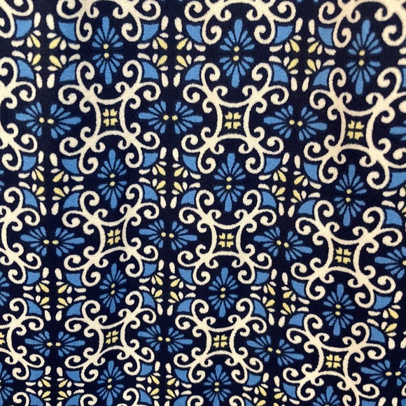 Patterned Cortefiel Maxi Skirt, size Small but can fit Medium - Picture 2 of 4